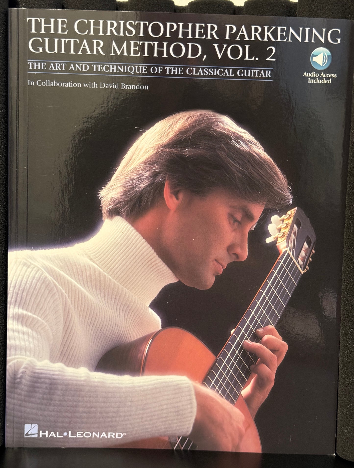 Christopher Parkening Guitar Method Volume Two WITH AUDIO ACCESS