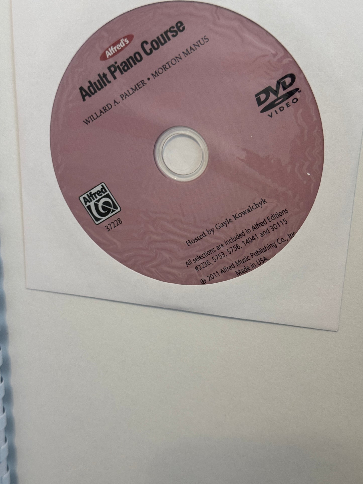 Alfred's Adult All-In-One Piano Method Level One WITH DVD