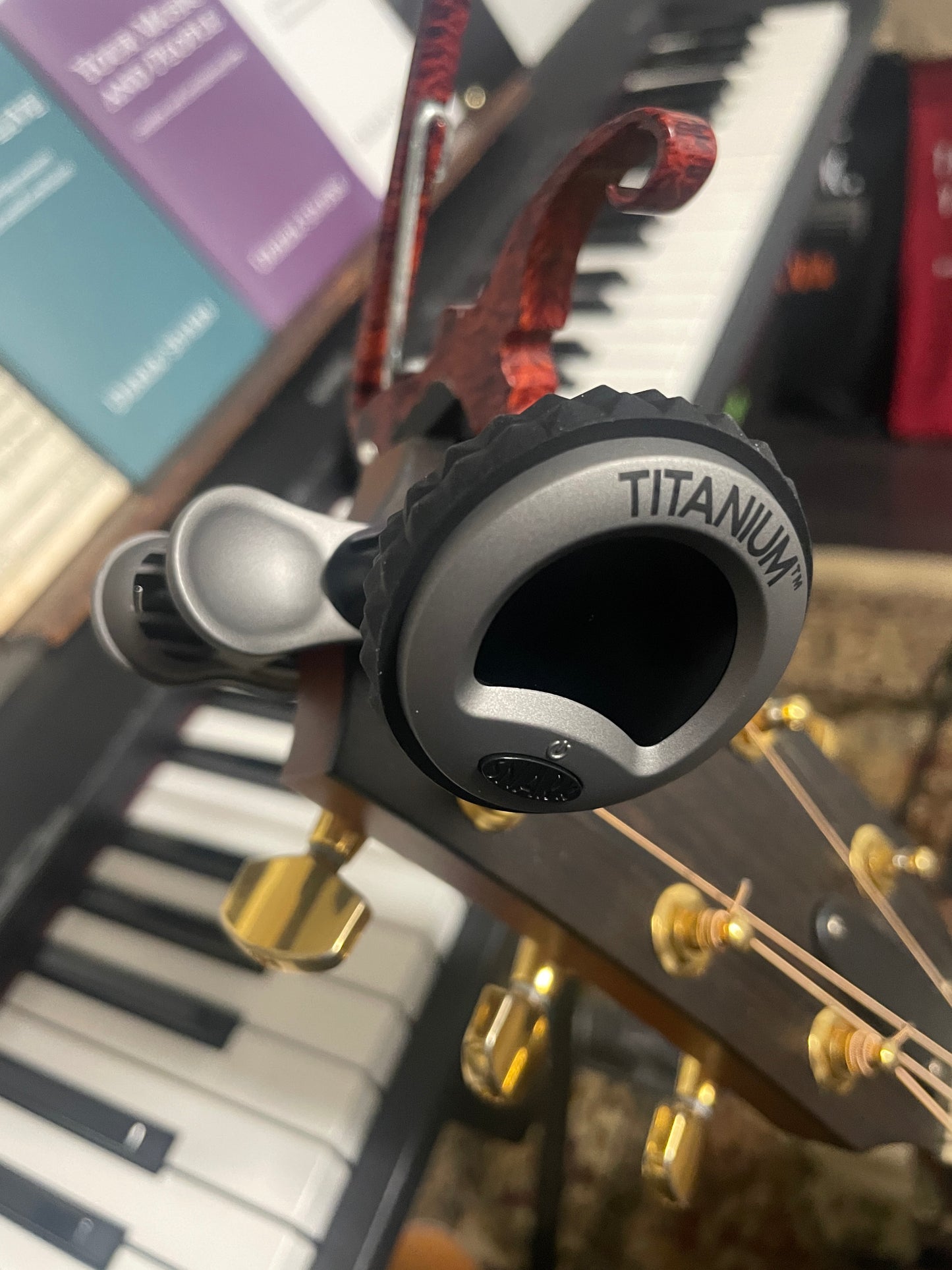 Snark ST-8 Titanium Chromatic All-instrument Clip-On Tuner