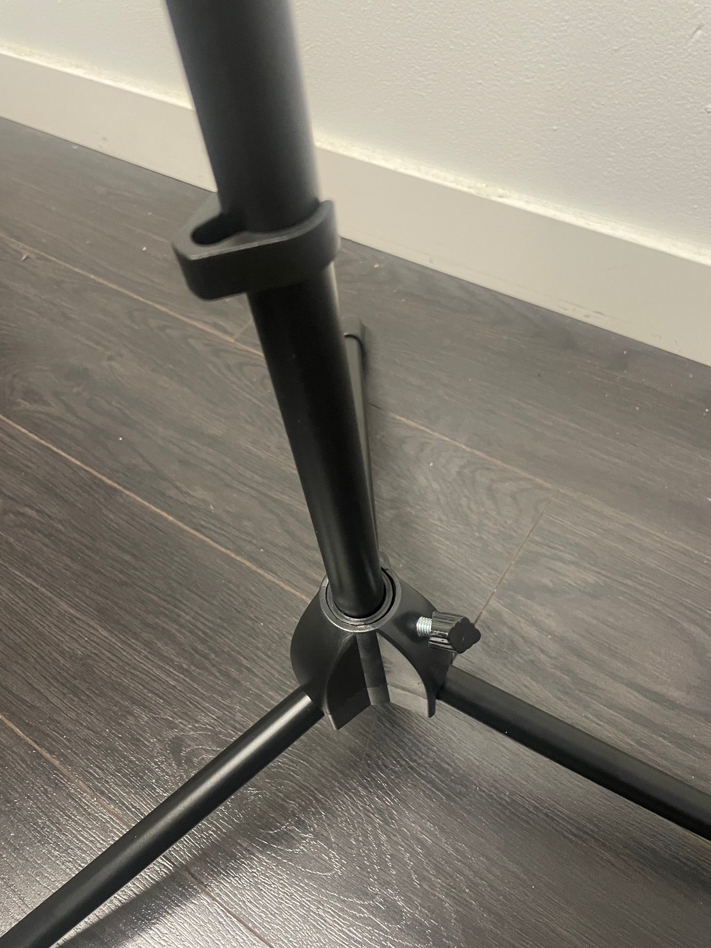 Stageline Tripod MIC STAND WITH BOOM