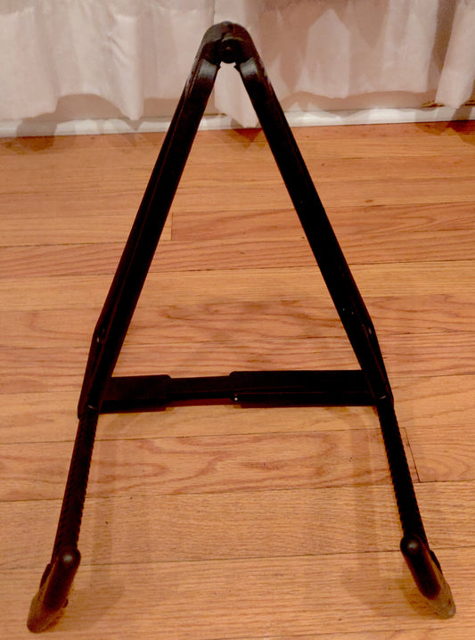 Konig & Meyer Heli 2 17580 Compact Acoustic Guitar Stand