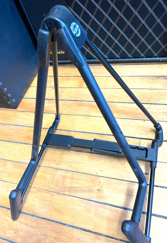 Konig & Meyer Heli 2 17581 Compact Electric Guitar Stand