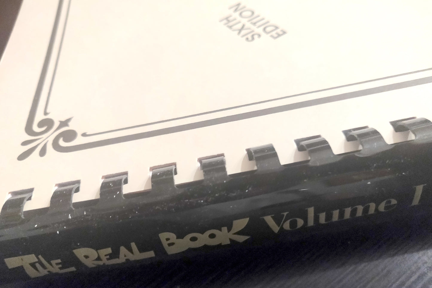 The Real Book - Volume I - Sixth Edition: C Edition Music Book
