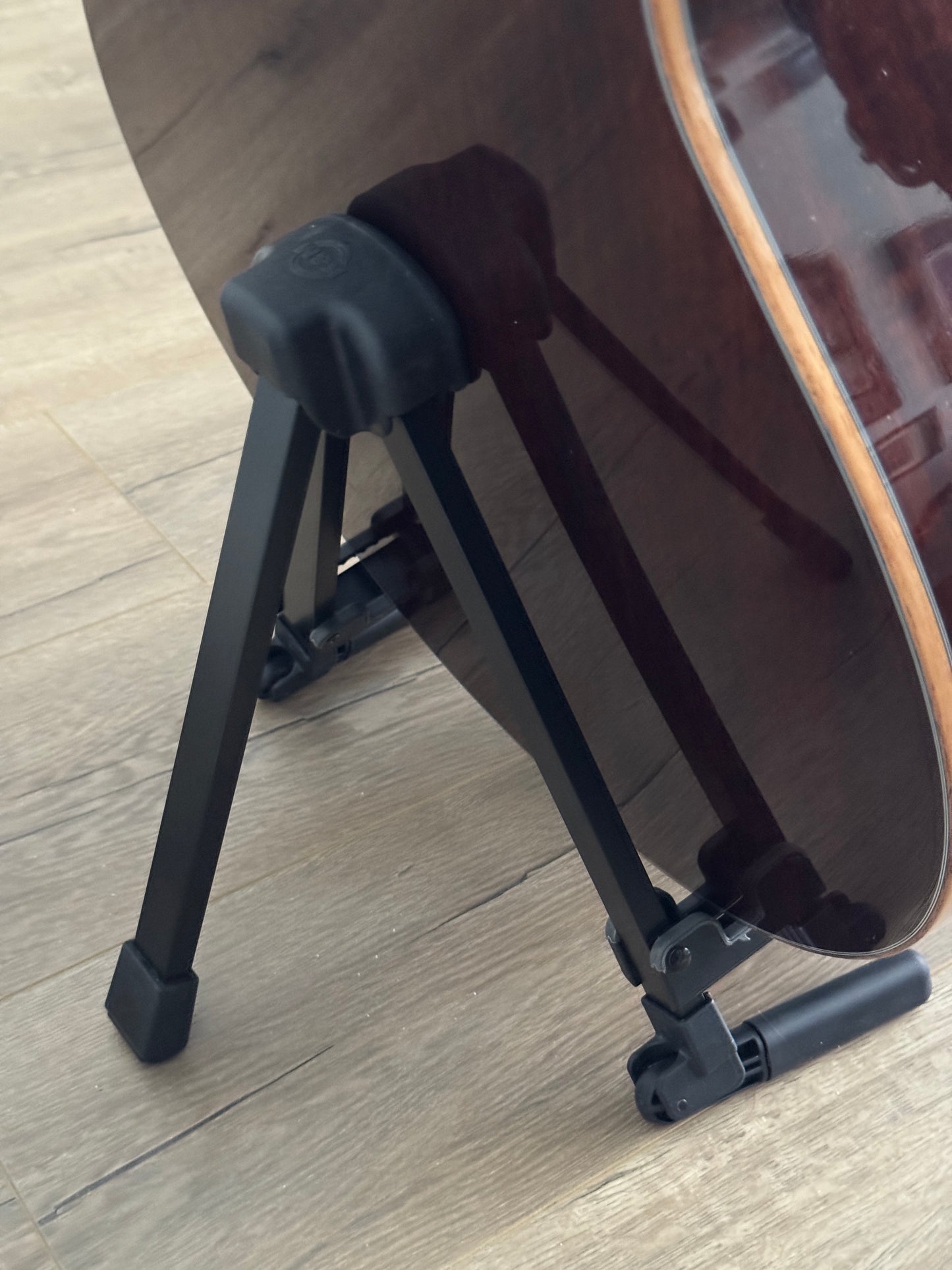 Konig & Meyer Memphis Travel Guitar Stand